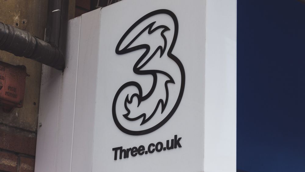 A ThreeUK shop sign