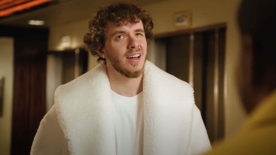 Jack Harlow Is Hosting SNL, And He's Already Showing Off His Comedic