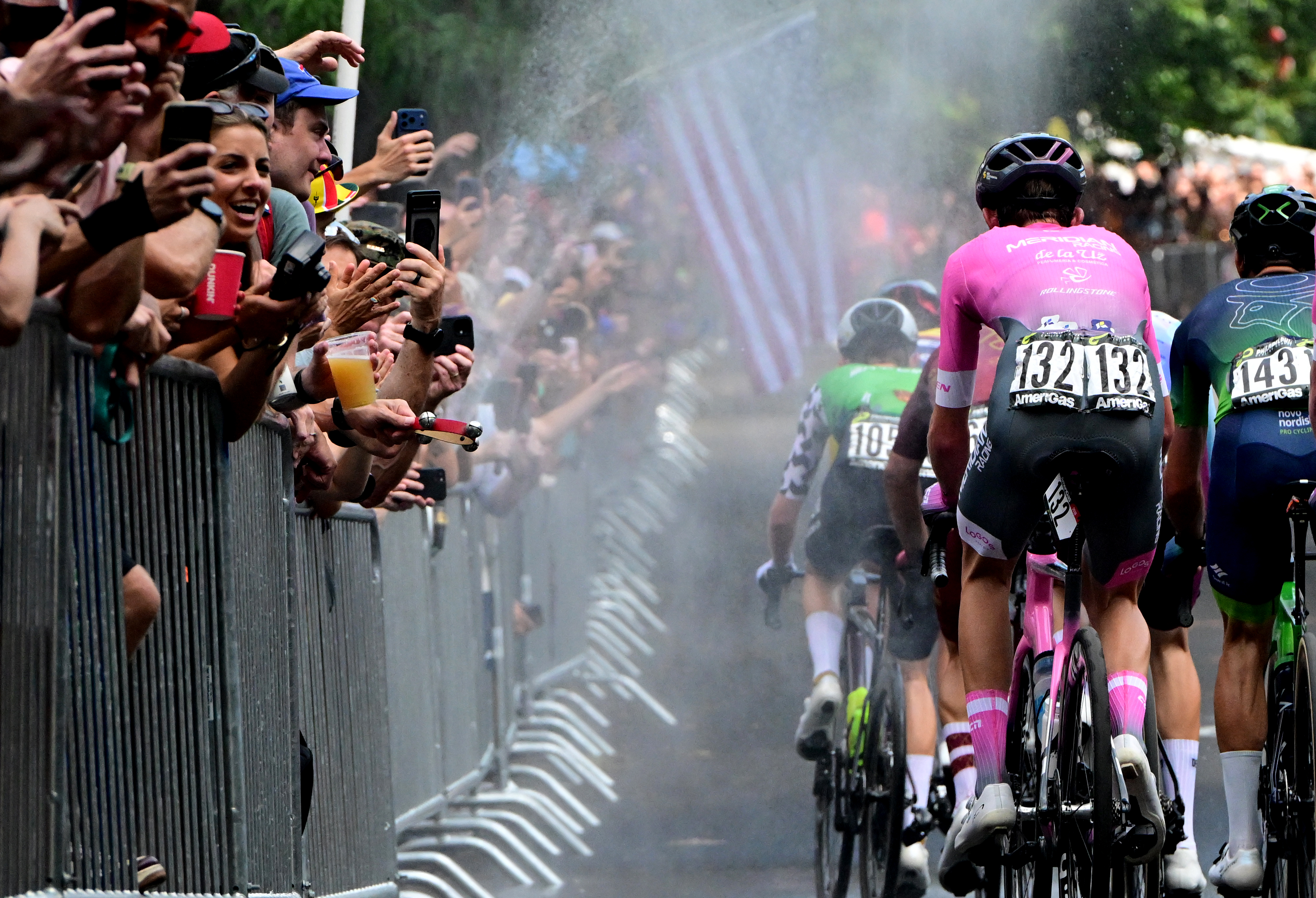 The field at the Philadelphia Cycling Classic 2026