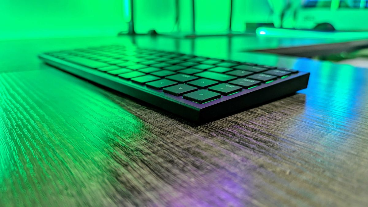 Image of the Razer Joro wireless gaming keyboard.