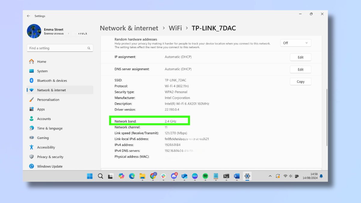 Screenshot showing how to increase Wi-Fi signal strength - how to check network band on Windows laptop