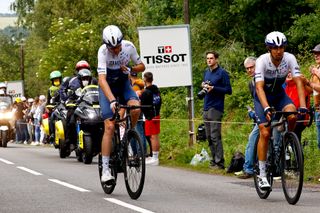 Chris Froome crashes on stage 1 of the Tour de France