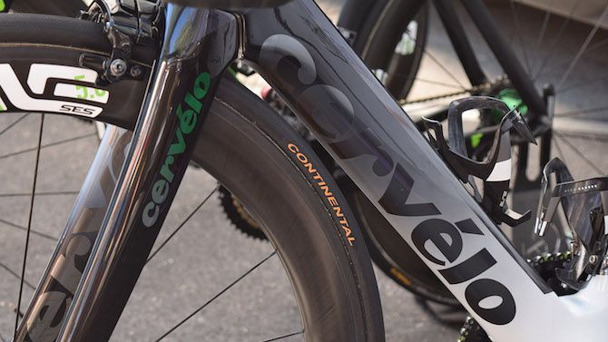 The Cervelo S5 has rounder tubes than more modern aero bikes, which feature more truncated tubing profiles