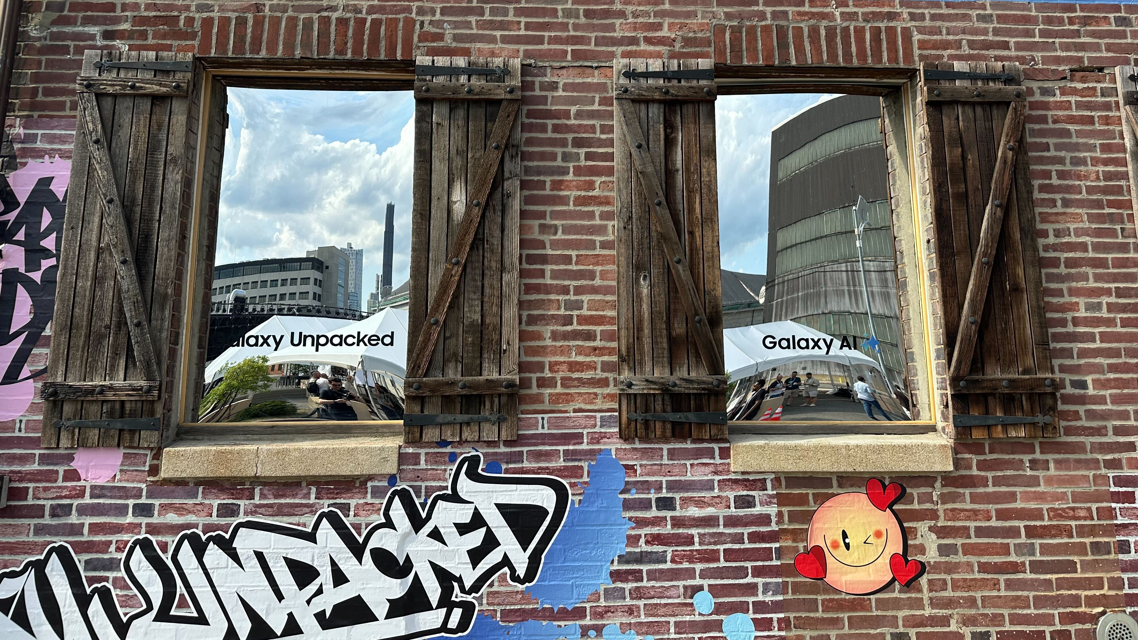 Some graffiti on a wall for the Samsung Galaxy Unpacked July 2025 event