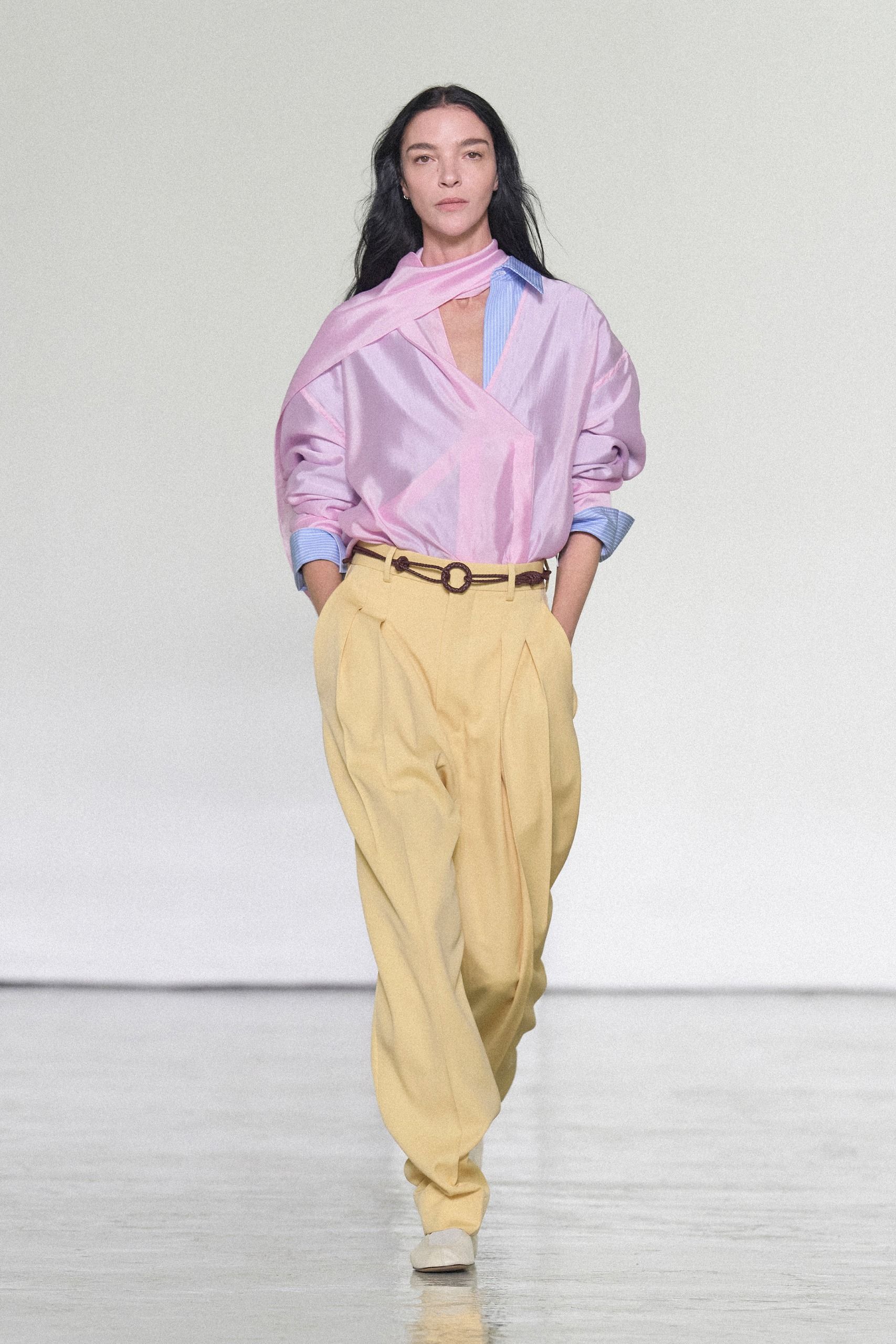 Bottega Veneta S/S 2027 runway show by Louise Trotter at Milan FashioN Week