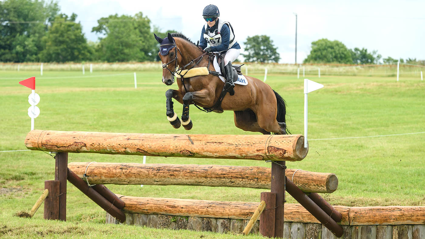 British Olympic eventing team final outing: Laura Collett and London 52