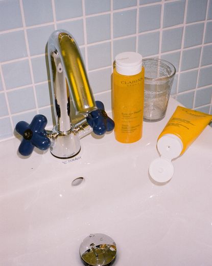 Here's How to Carry Out a French Skincare Routine | Who What Wear