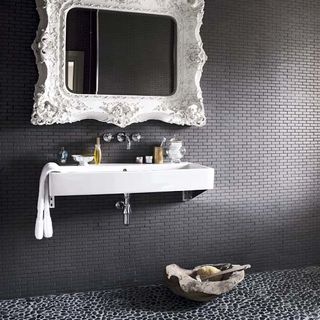bathroom with mirror