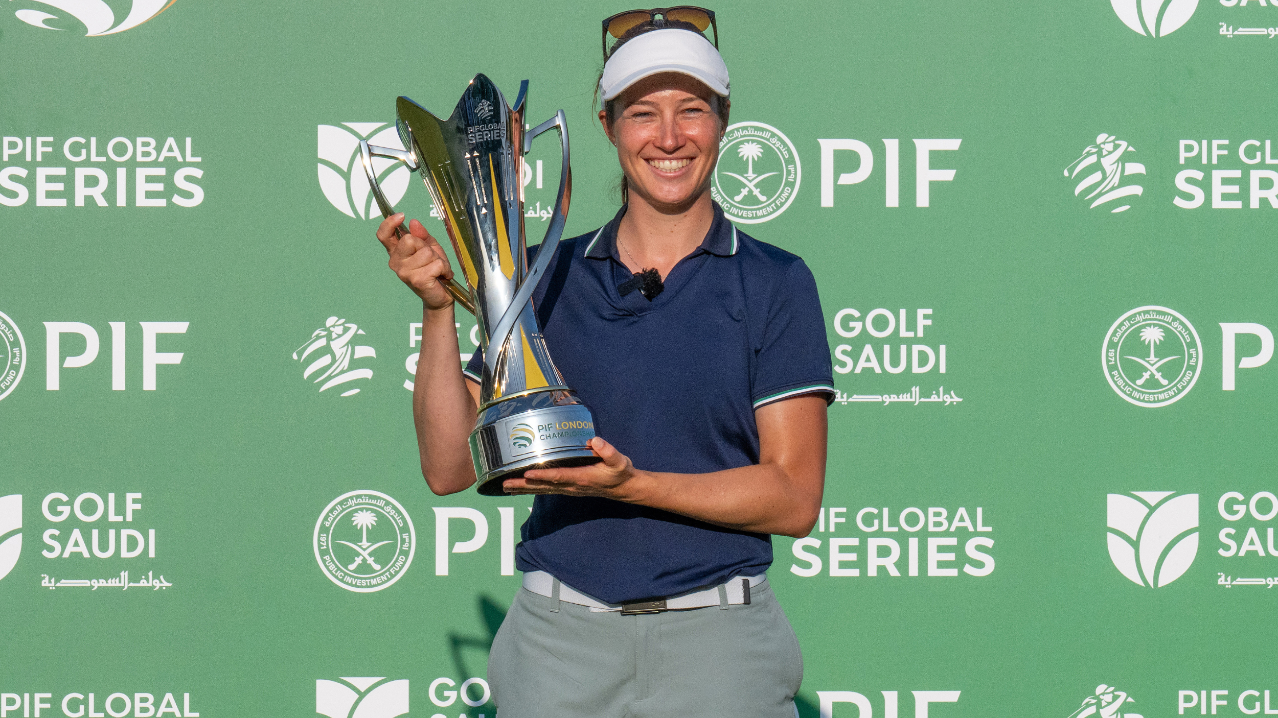 Laura Fuenfstueck with the PIF London Championship trophy