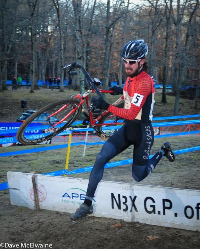Dan Timmerman (House Industries-Richard Sachs) making the barriers look easy