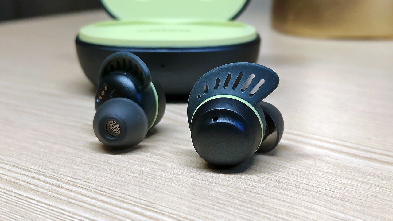 LG TONE Free fit UTF8 review