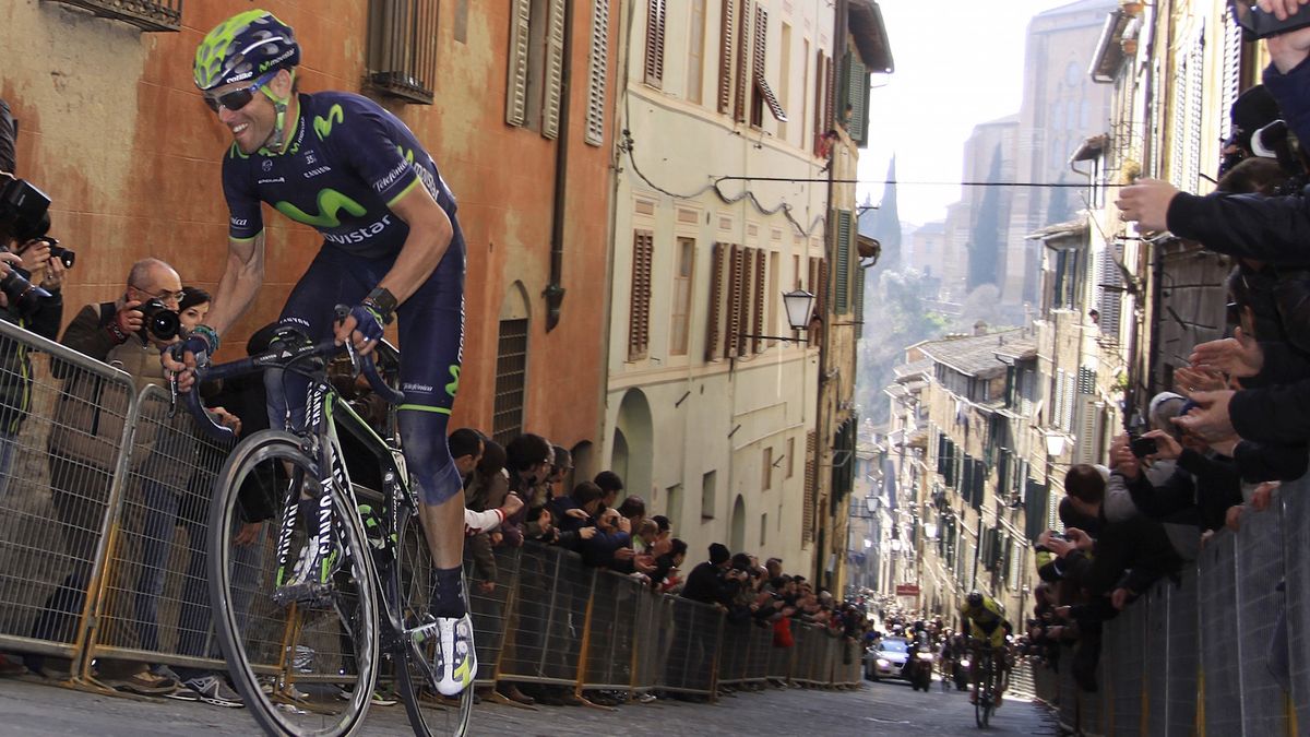 Alejandro Valverde attacks the Via Santa Caterina in 2014