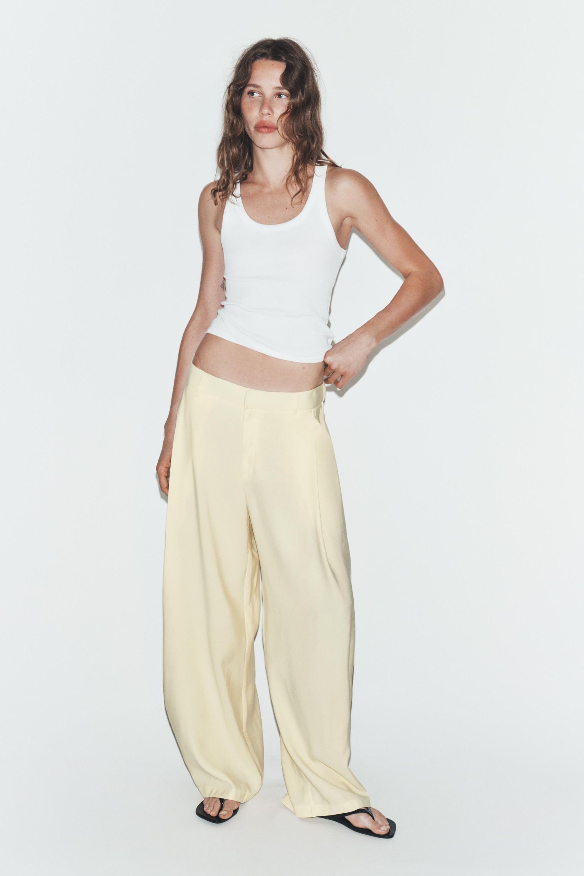 Flowing Pleated Trousers