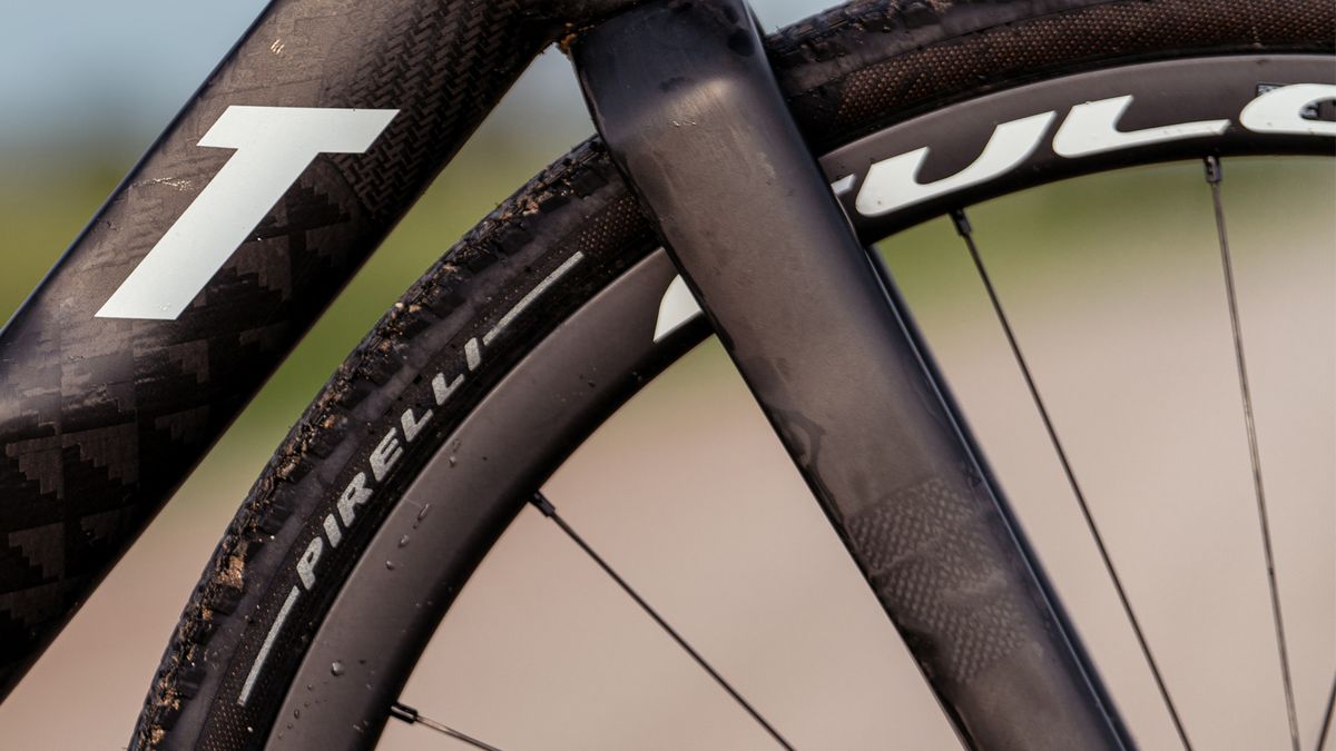 Pirelli&#039;s new Cinturato Gravel RC tire