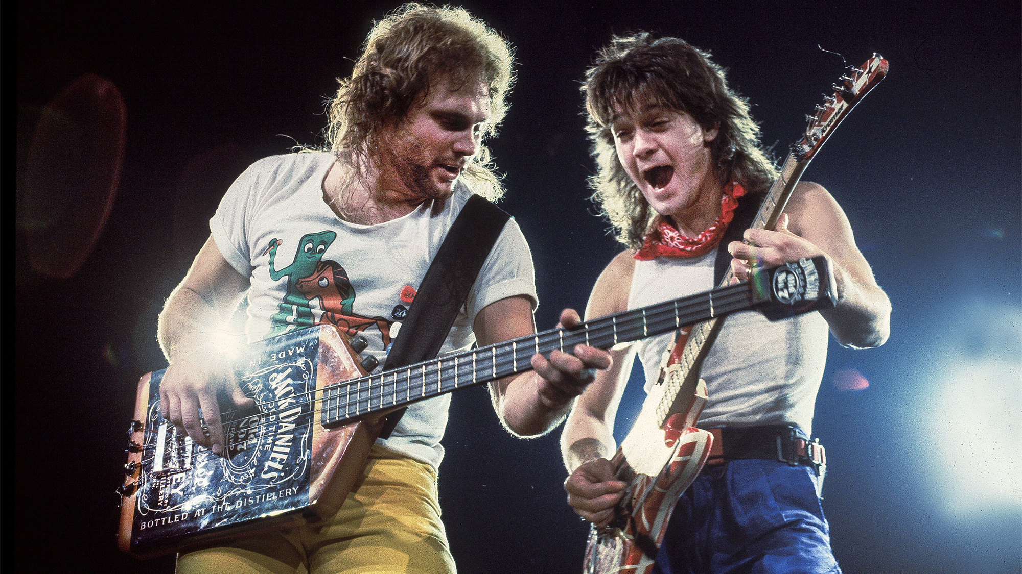 Michael Anthony and Eddie Van Halen perform with Van Halen at the Rosemont Horizon, Rosemont, Illinois, March 15, 1986. 