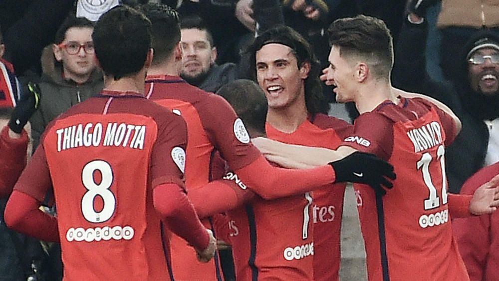 Nantes 0 Paris Saint-Germain 2: Cavani at the double as ...