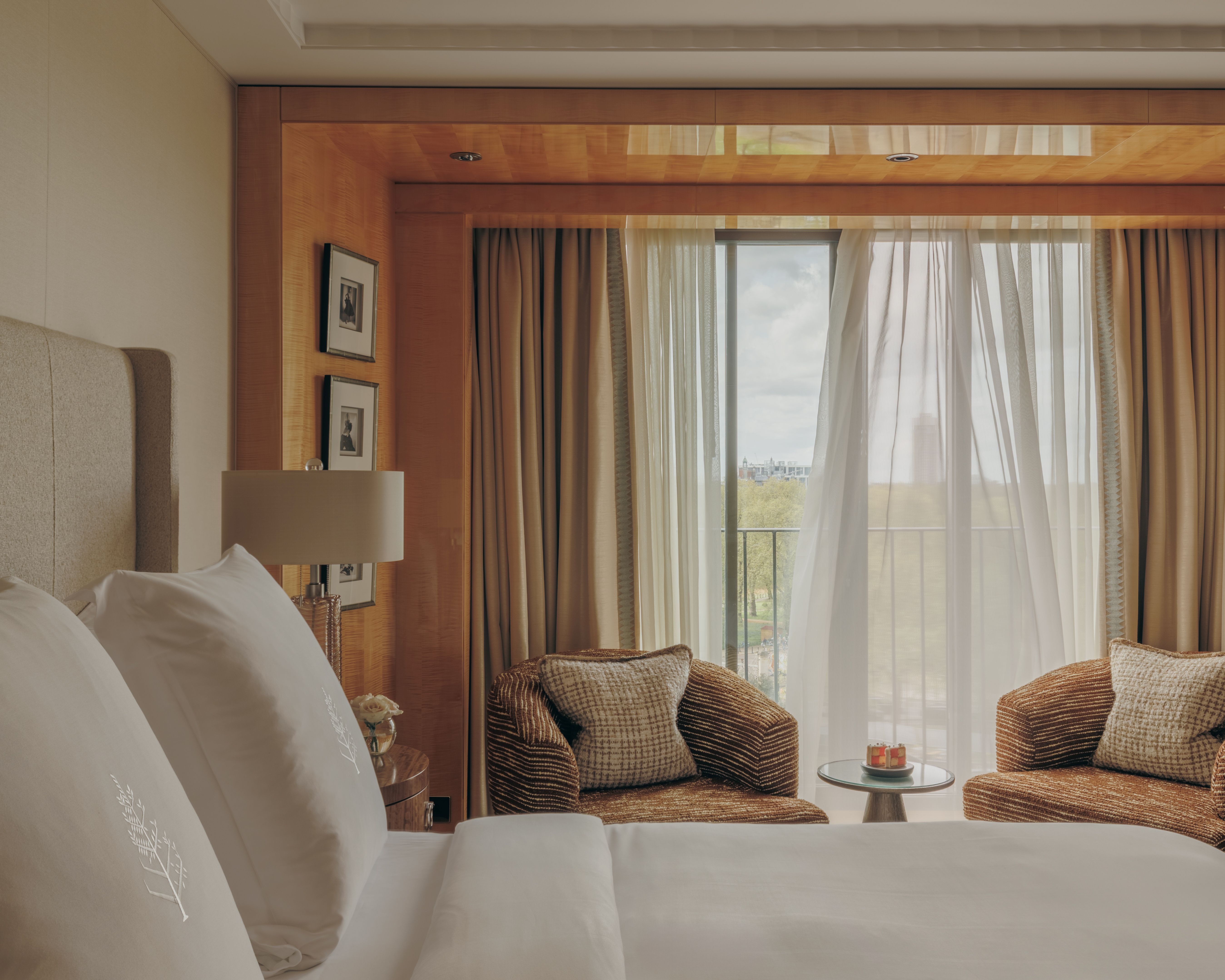 hotel four seasons at park lane new suites