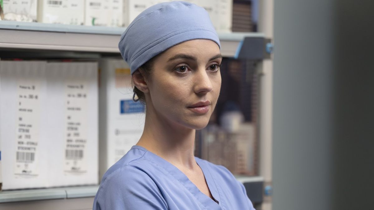 Adelaide Kane as Jules Millin on Grey&#039;s Anatomy.