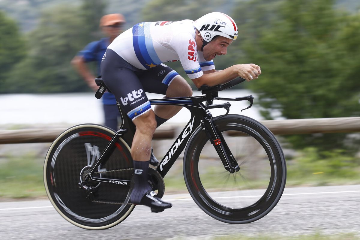Victor Campenaerts used the speed gel in the prologue