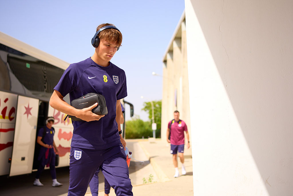 Igor Tyjon of England arrives to the stadium prior to the Men's U18 International friendly match between England U18 and Morocco U18 at Estadio Antonio Barbadillo on September 06, 2025 in Cadiz, Spain.