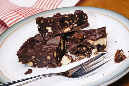 Chocolate fridge cake