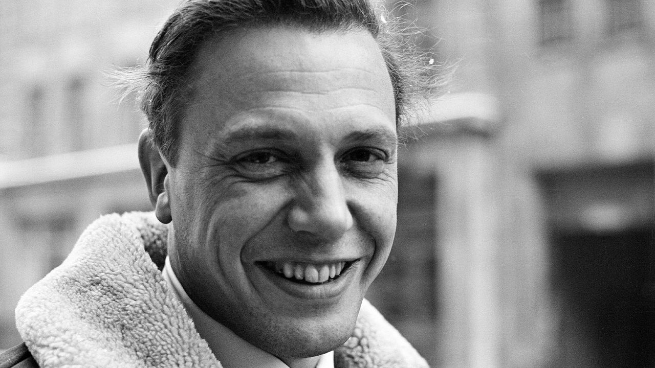 An image of a young David Attenborough.