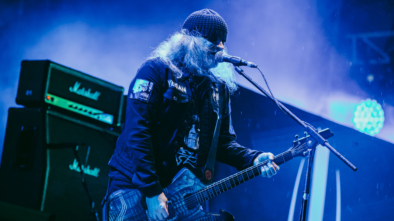 Tom G Warrior shouting on stage