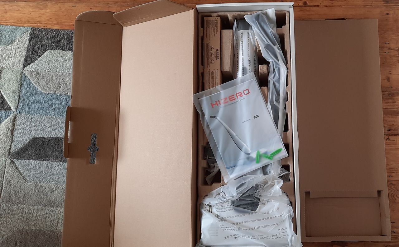 Taking the Hizero out of the box