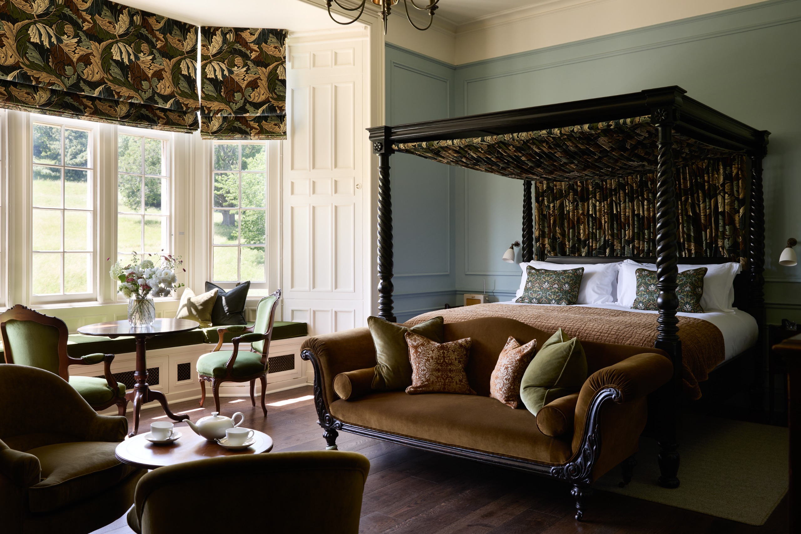 Dumbleton Hall
