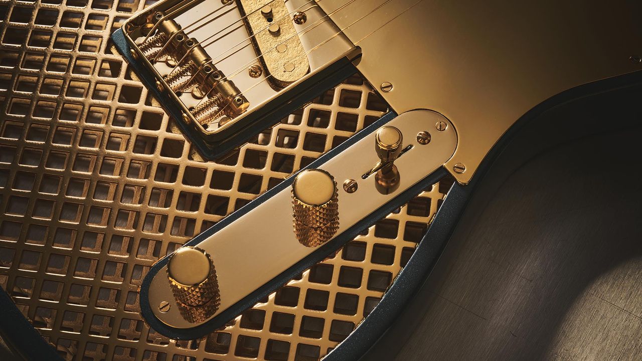Trussart Gold Caged Steelcaster