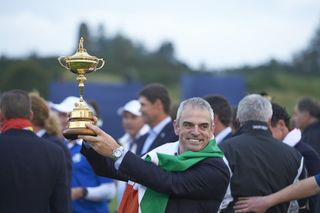 Paul McGinley holds the Ryder Cup in 2014