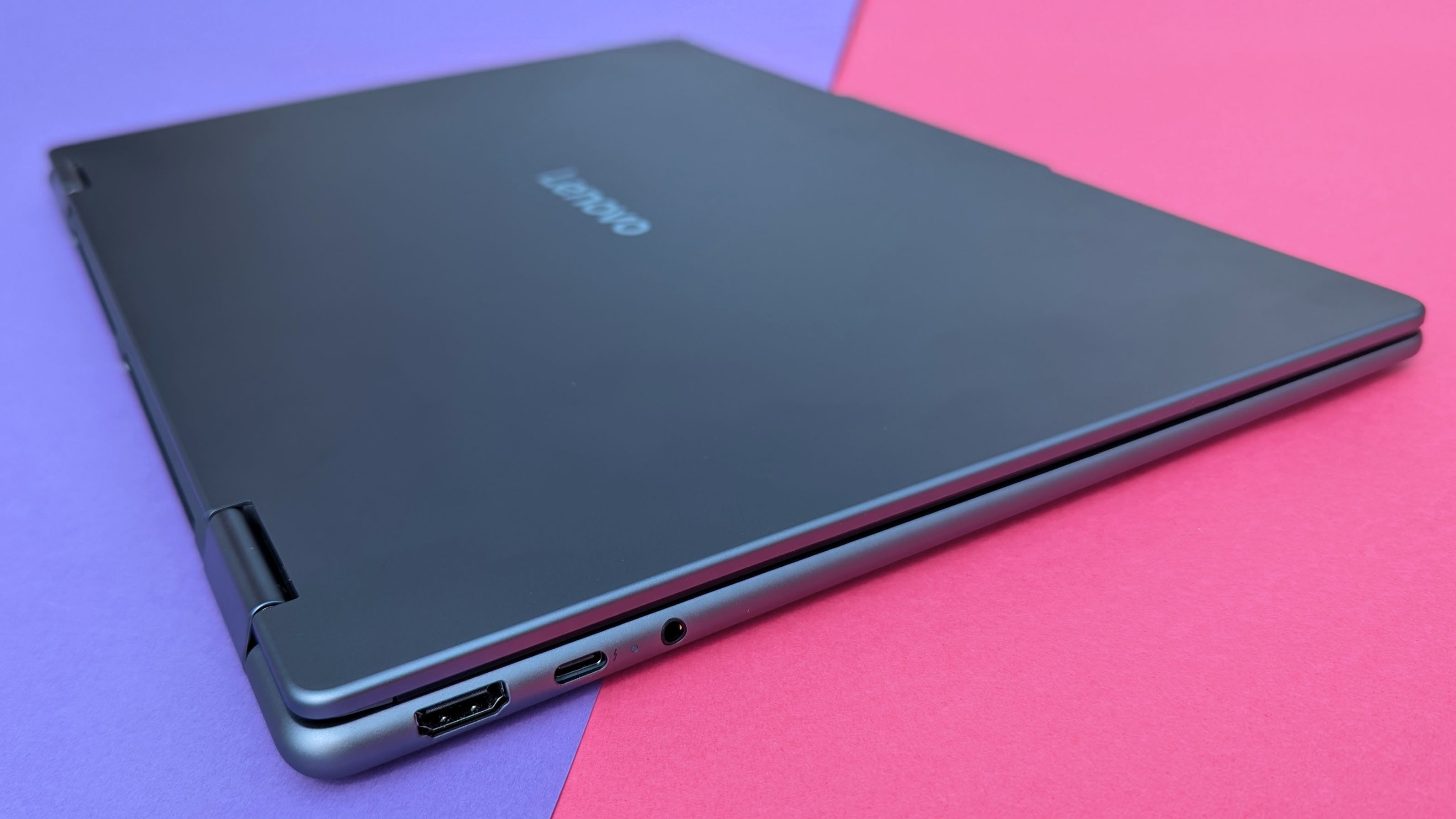 Lenovo Yoga 7i 16 (Gen 10)