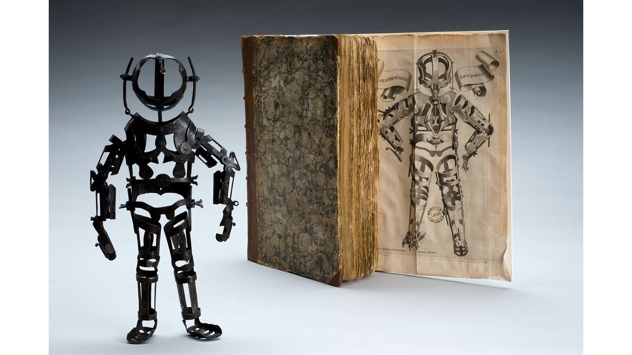 articulated-iron-manikin-with-book.-c-the-board-of-trustees-of-the-science-museum.jpg