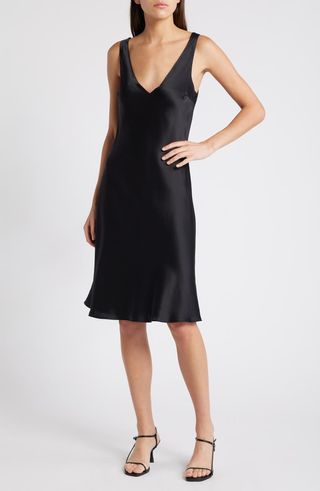 Lila V-Neck Satin Dress