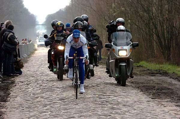 Here comes Tom Boonen