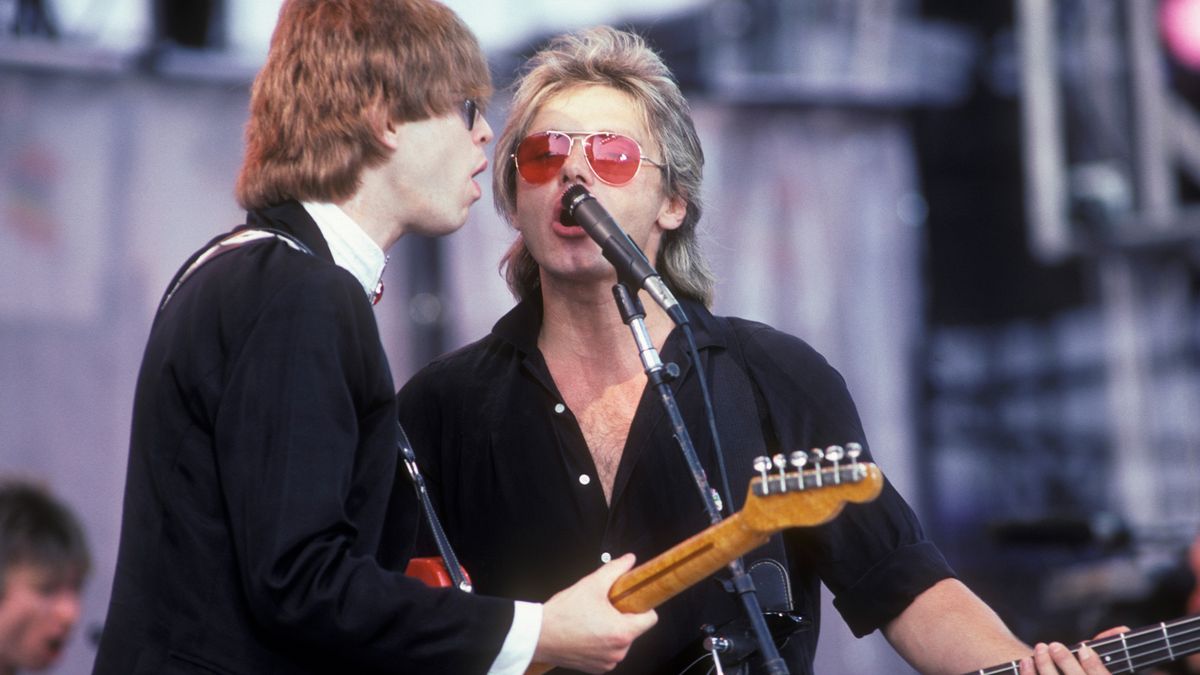 JULY 13: LIVE AID Photo of Benjamin ORR and Elliot EASTON and CARS, Elliott Easton and Ben Orr of The Cars performing at Live Aid in Philadelphia