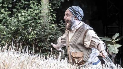 Adam Dannheisser stars as Tevye