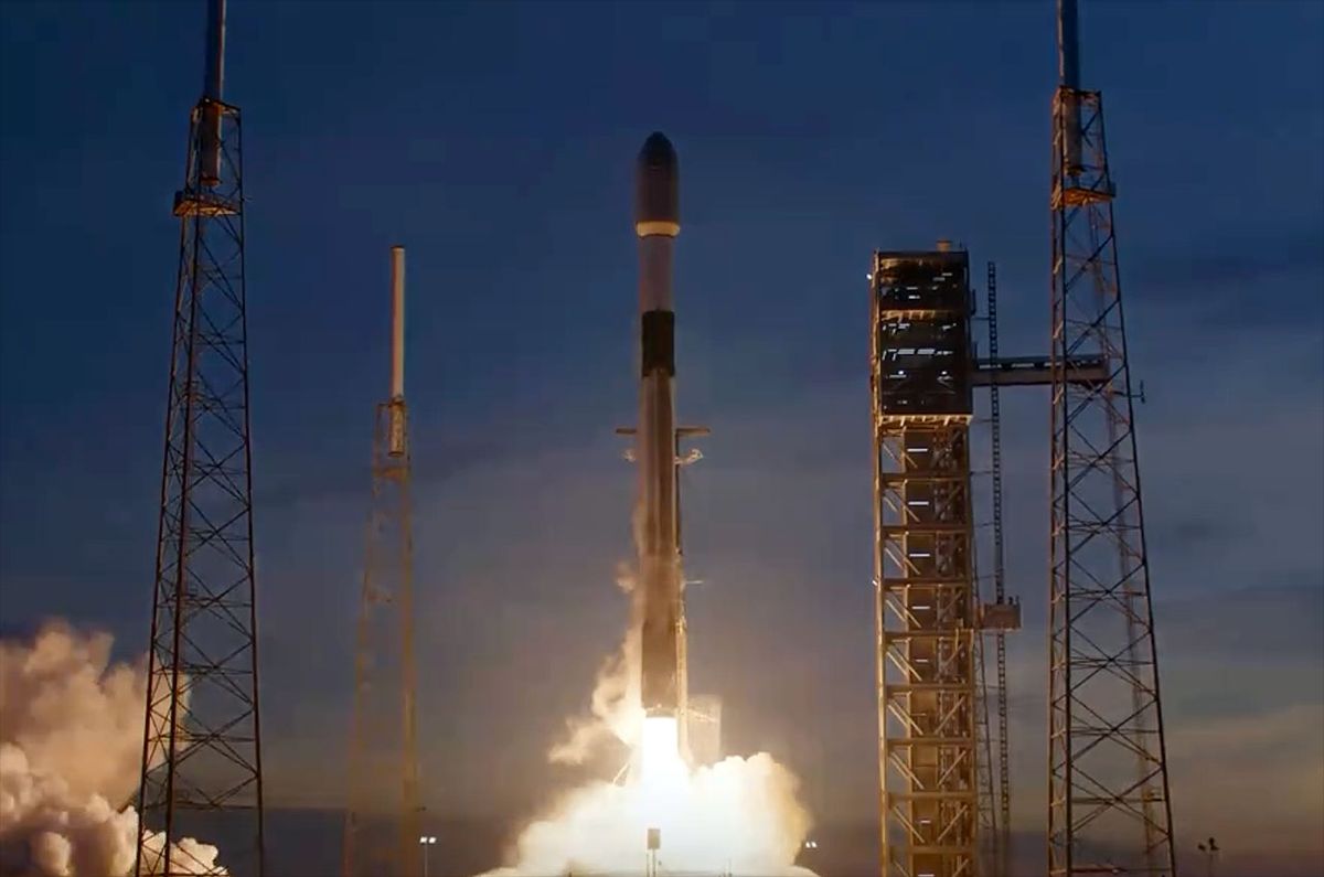 SpaceX lanza 23 satélites Starlink desde Florida (vídeo)