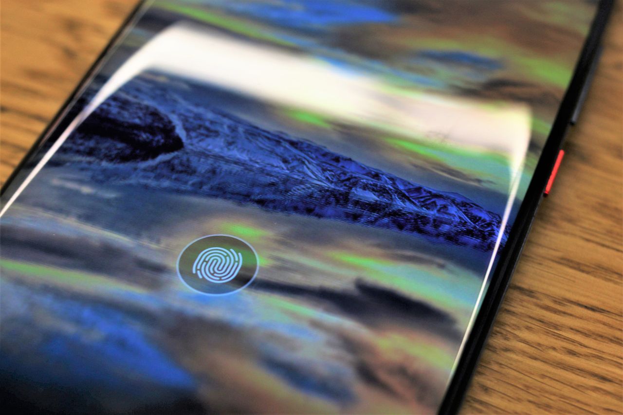 Huawei Mate 20 Pro fingerprint reader