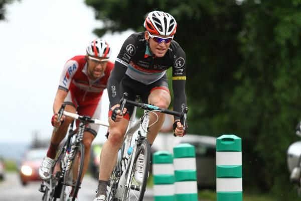 Two riders during stage 3
