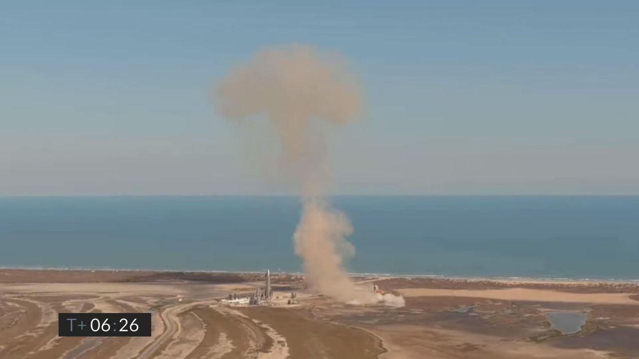 A screenshot from SpaceX's webcast of the Starship SN9 test flight on Feb. 2, 2021.