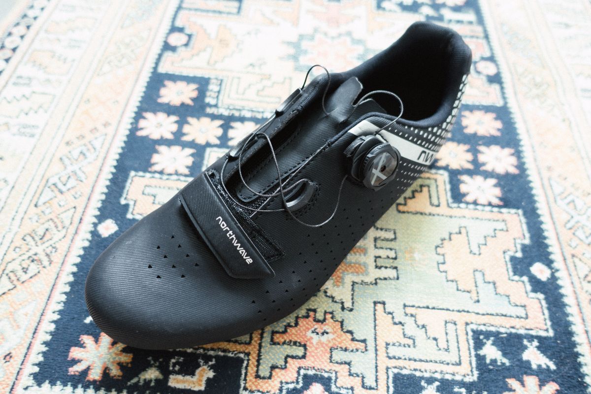 cycling shoes for wide feet womens