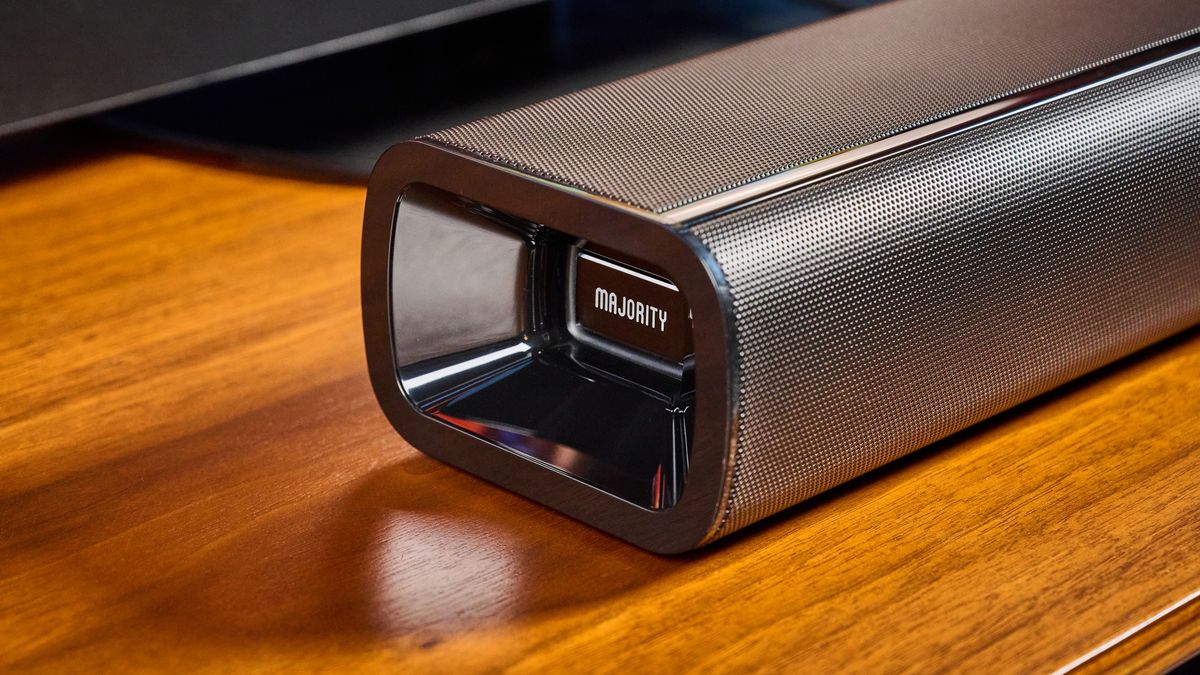 the budget majority naga 60 soundbar in black, showing its buttons and remote