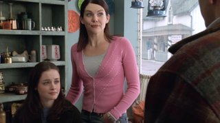 alexis bledel and lauren graham on gilmore girls