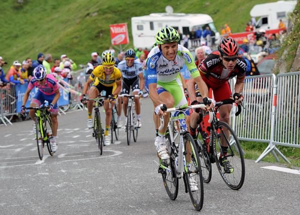 Ivan Basso (Liquigas-Cannondale) surges in the finale of stage 12.