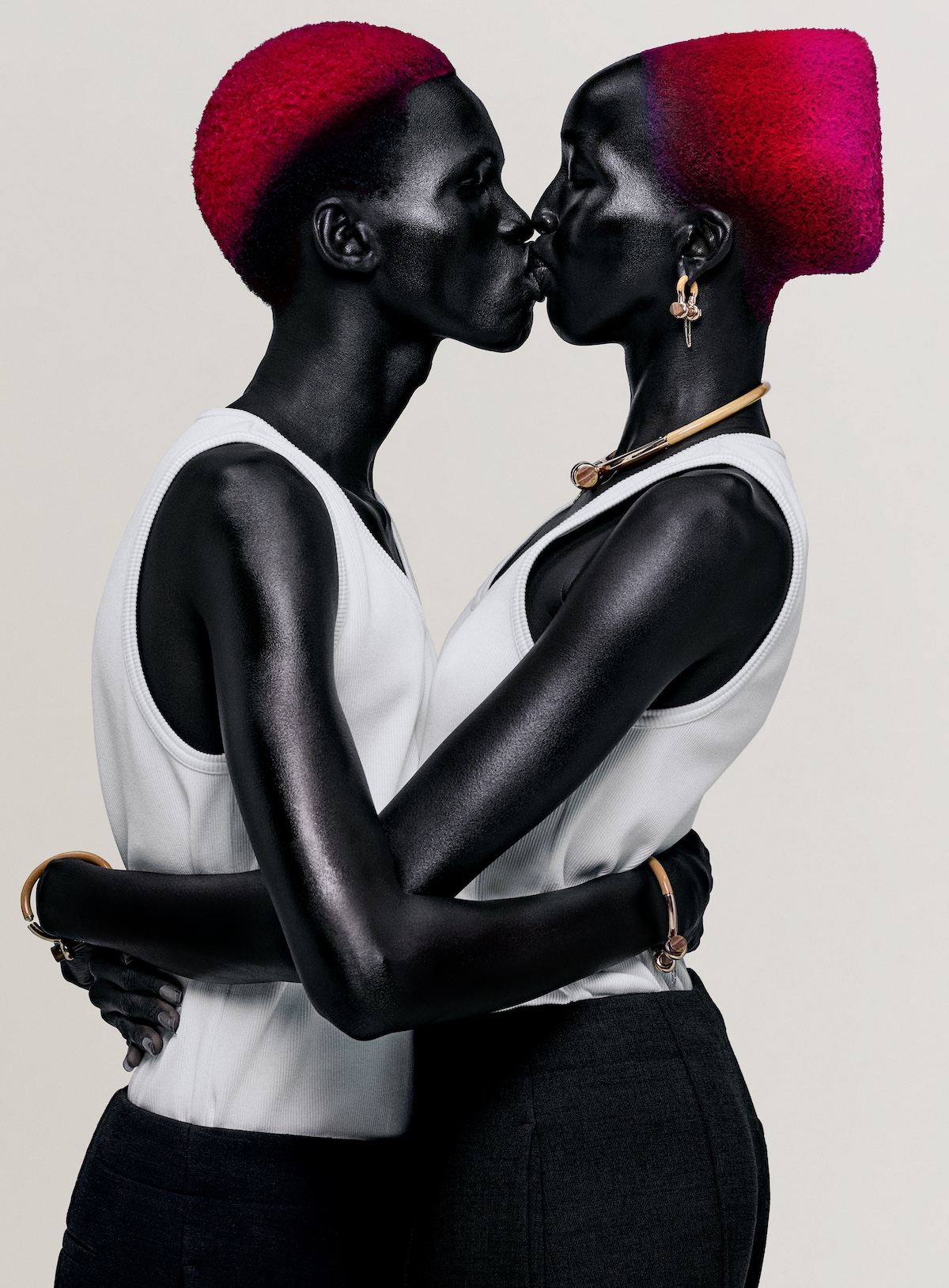 Nyaueth Riam and Mamuor Awak, Vogue, Septembre 2022