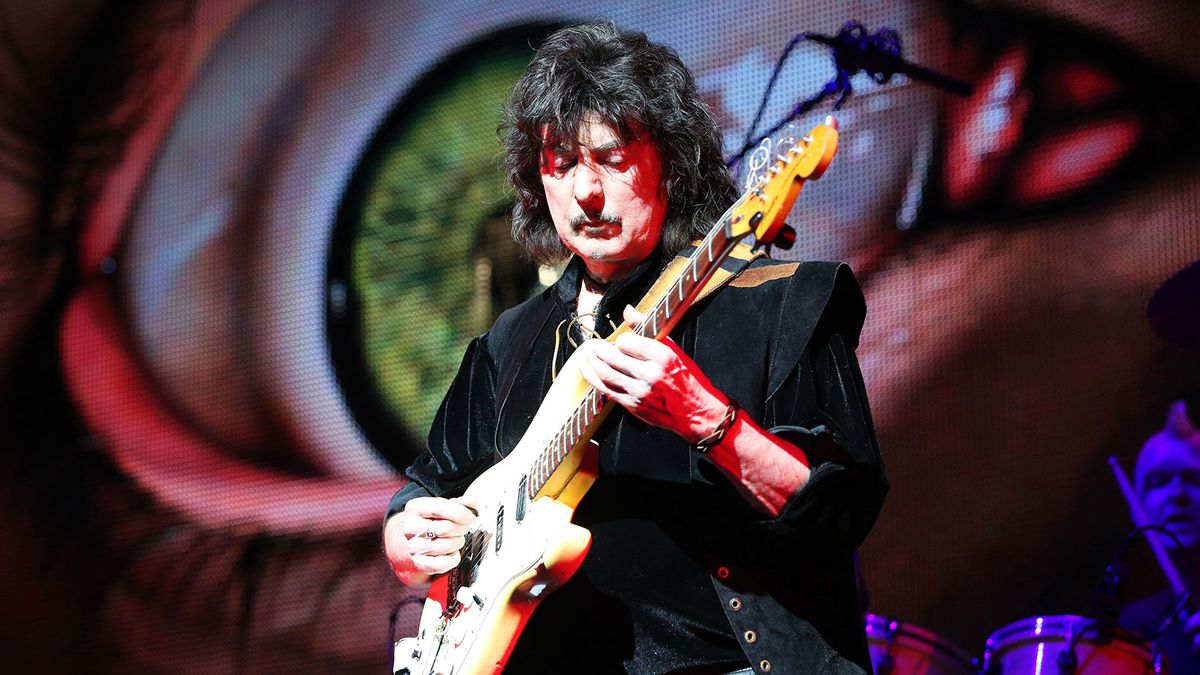 Petition launched for Ritchie Blackmore’s hometown to honor the ...