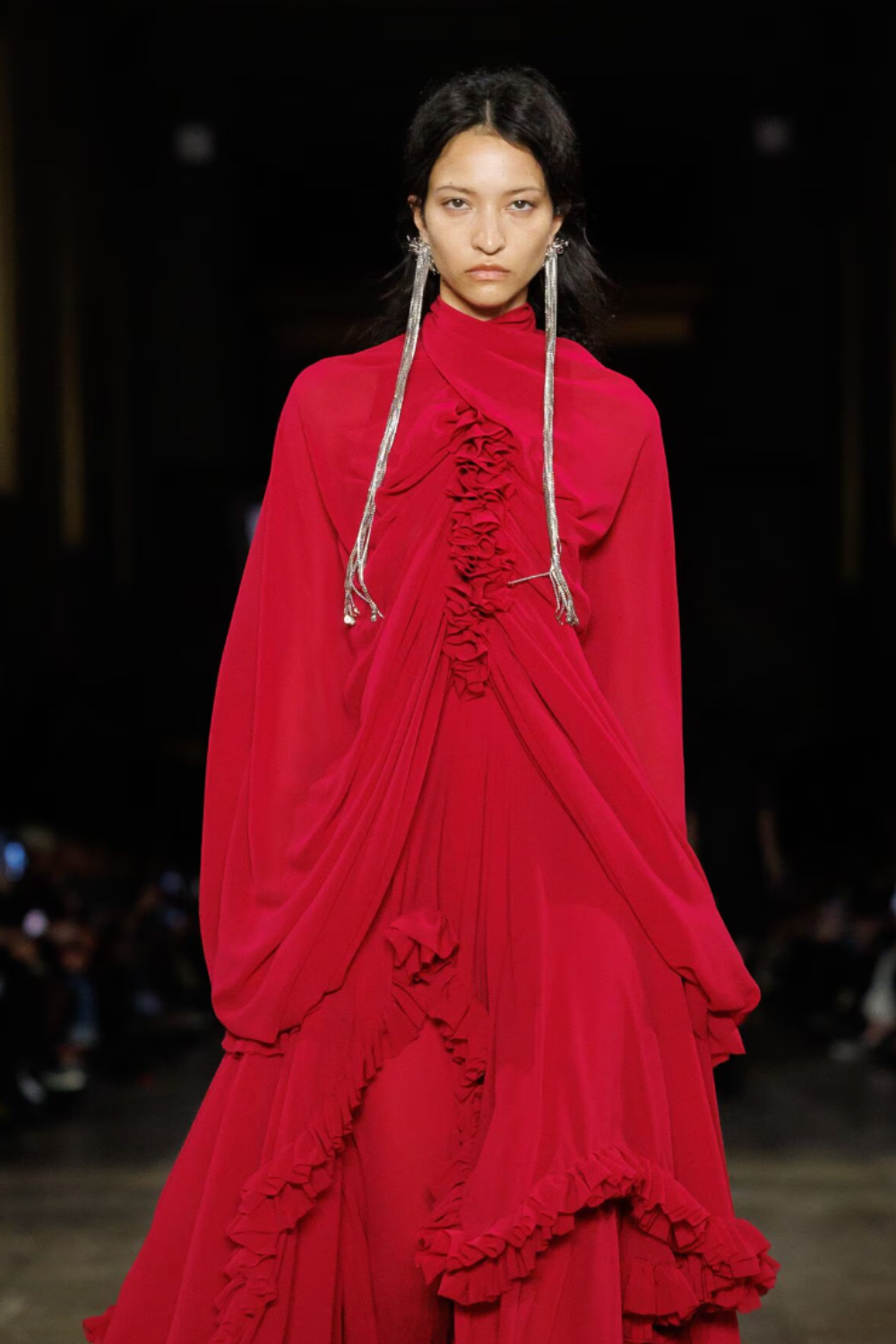 McQueen Autumn/Winter 25 runway silver statement earrings