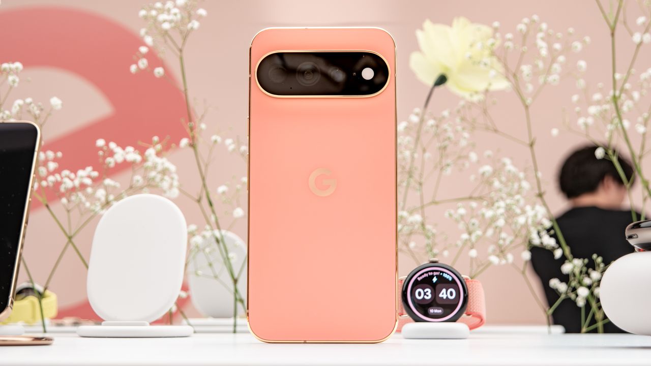 Google Pixel 11 Pro XL hands-on.