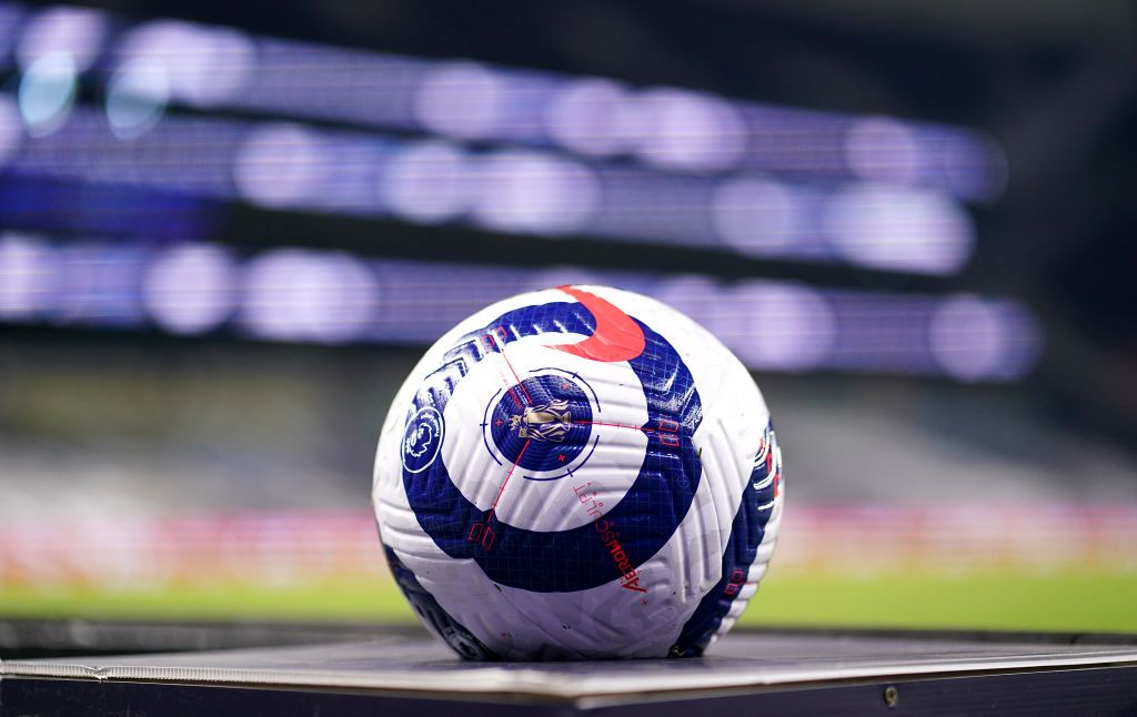 Premier League ball 2020/21